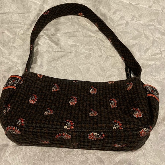 VERA BRADLEY SMALL QUILTED BLACK FLORAL BAG - Picture 1 of 7